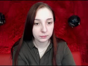 laura_boe chaturbate