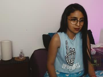 little_sara2 chaturbate