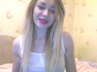 LizzyCates bongacams