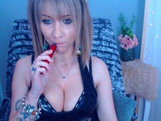 LorenKissable bongacams