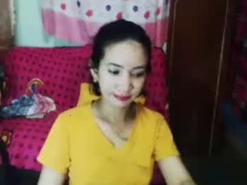 lovelypinayxxx chaturbate