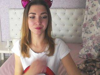 LuckyKarolina bongacams