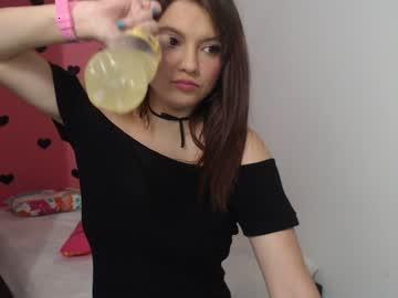 luna_collins_ chaturbate