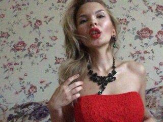 Malvina000 bongacams