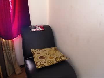 mia_doll69 chaturbate