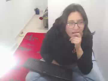 mia_doust chaturbate