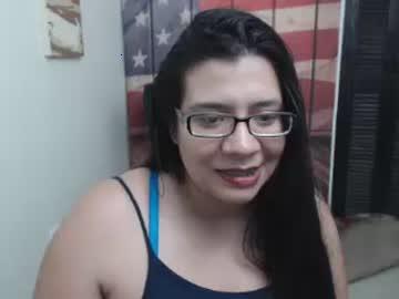 mikahelaxoxo chaturbate