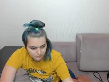 mikkiallowers chaturbate