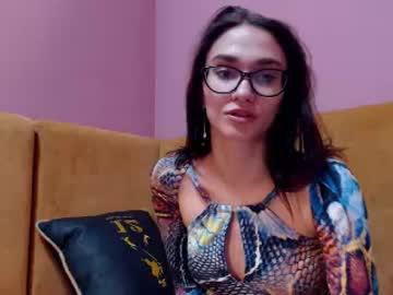 mikkimiss chaturbate