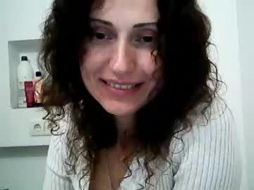 mila_ya chaturbate