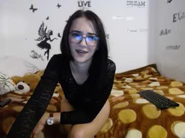 mirrabbellexx chaturbate