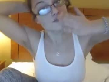 mistressmia69 chaturbate