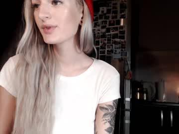 misty_m00n chaturbate