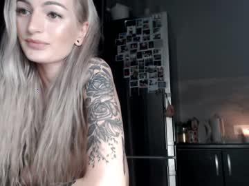 misty_m00n chaturbate