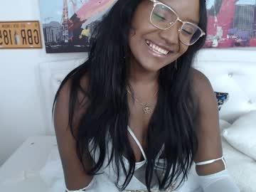 naomy_bold chaturbate