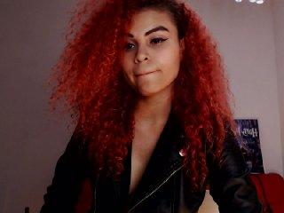 NikkiLeeX bongacams