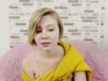 nika_beamingsmile chaturbate