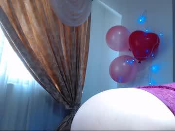 paula_oxford chaturbate