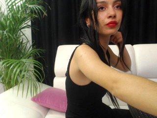 PetiteZoey bongacams