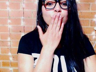 Pocahontas021 bongacams