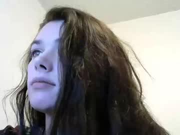 riah18 chaturbate