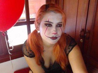 RoxanneFox bongacams