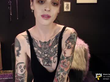 roxxxieriot chaturbate