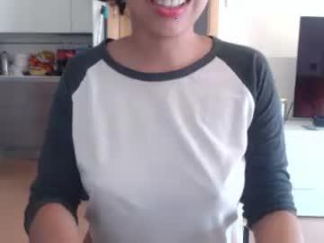 sara__a chaturbate