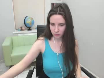 sara_bland chaturbate