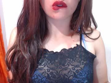 sara_latt_ chaturbate