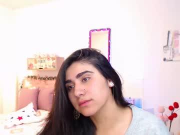 sara_rain chaturbate