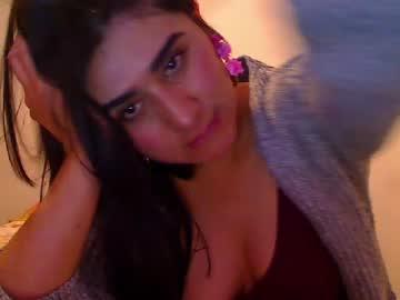 sara_rain chaturbate