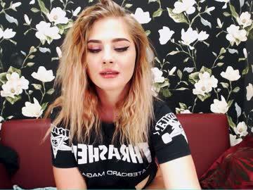 scarlet_wonder chaturbate