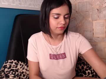 sweetpoiisoon chaturbate