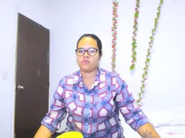 tara_benz chaturbate