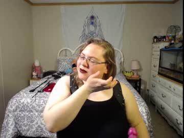 tigerlillycam chaturbate