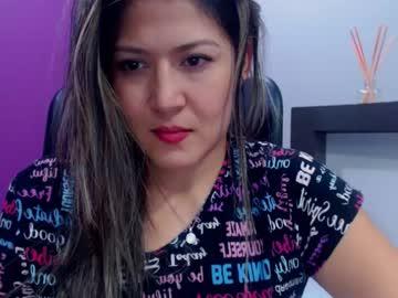 valery_ahoma7862 chaturbate