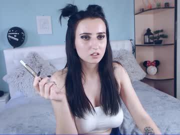 victoriaajune chaturbate