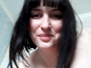 Vikusya86 bongacams