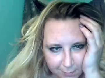 wetterthanher_better4u chaturbate