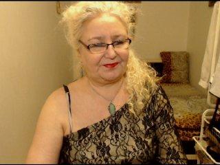 xBlondymommy bongacams