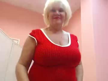 xblondebomb chaturbate