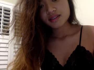 xforeign_baddiex chaturbate